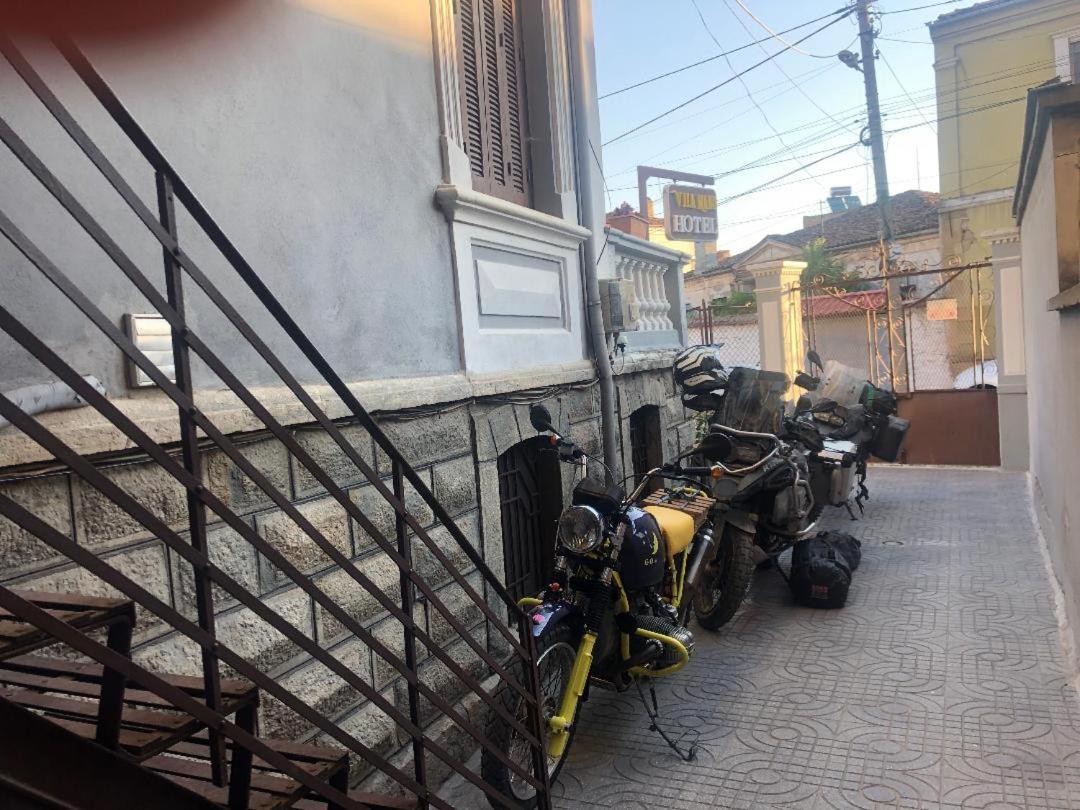 Hotel Vila Mano Korce Bagian luar foto